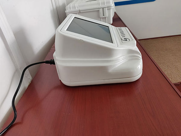 �B�������t�}���\��ϵ�y�r��